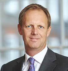 profile-pic Simon Hattan
